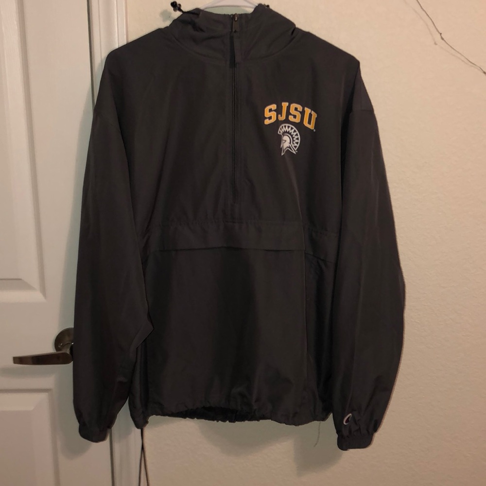 Campion windbreaker 💛